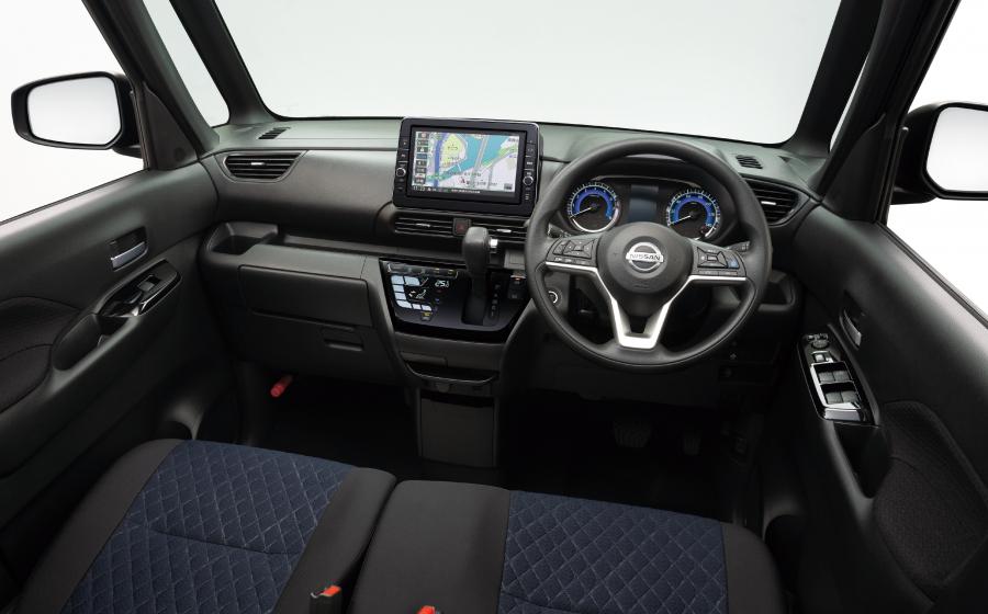 Торпедо Nissan Roox 2020 года  (фото 2 из 6)